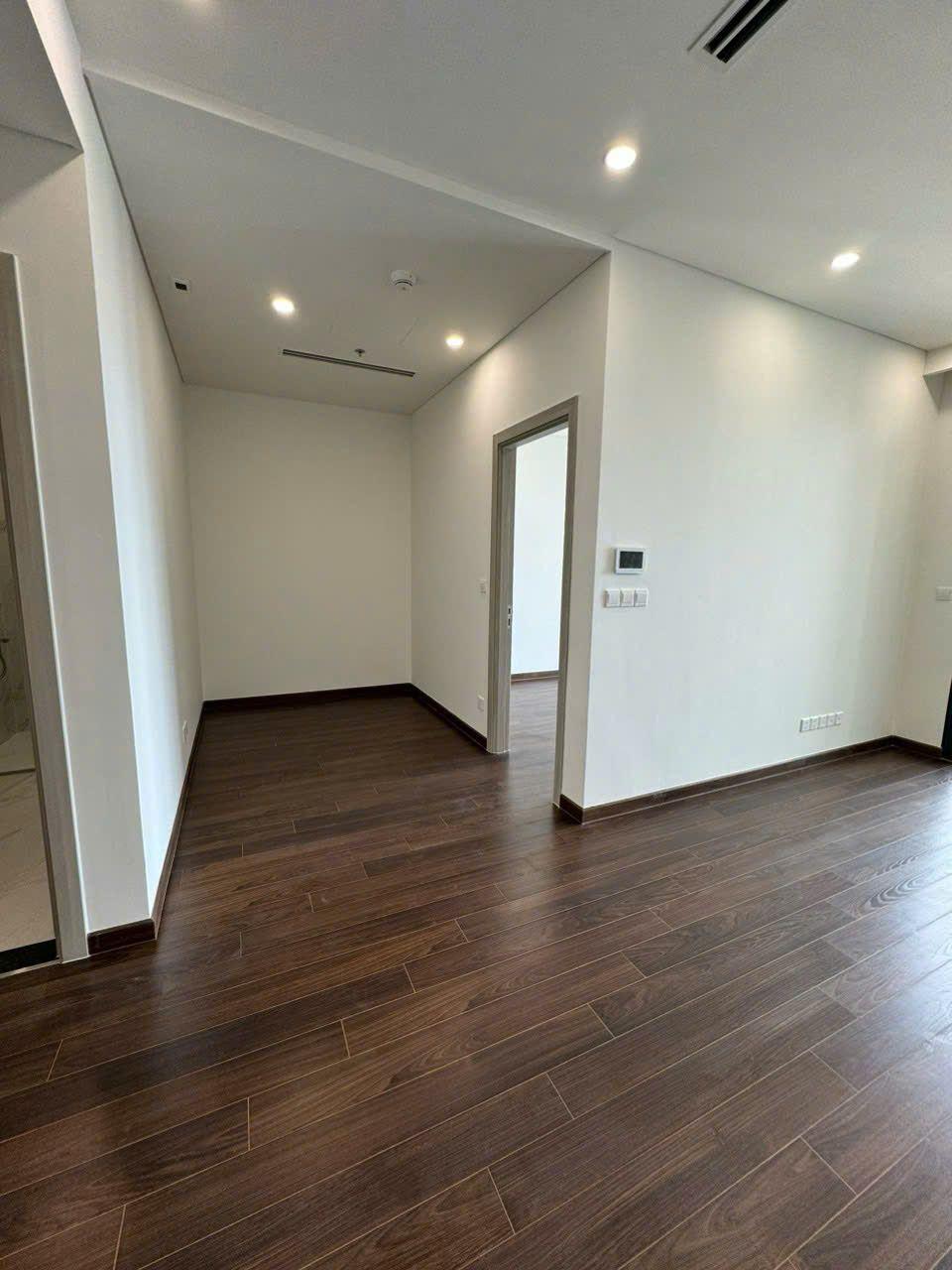 gallery image background