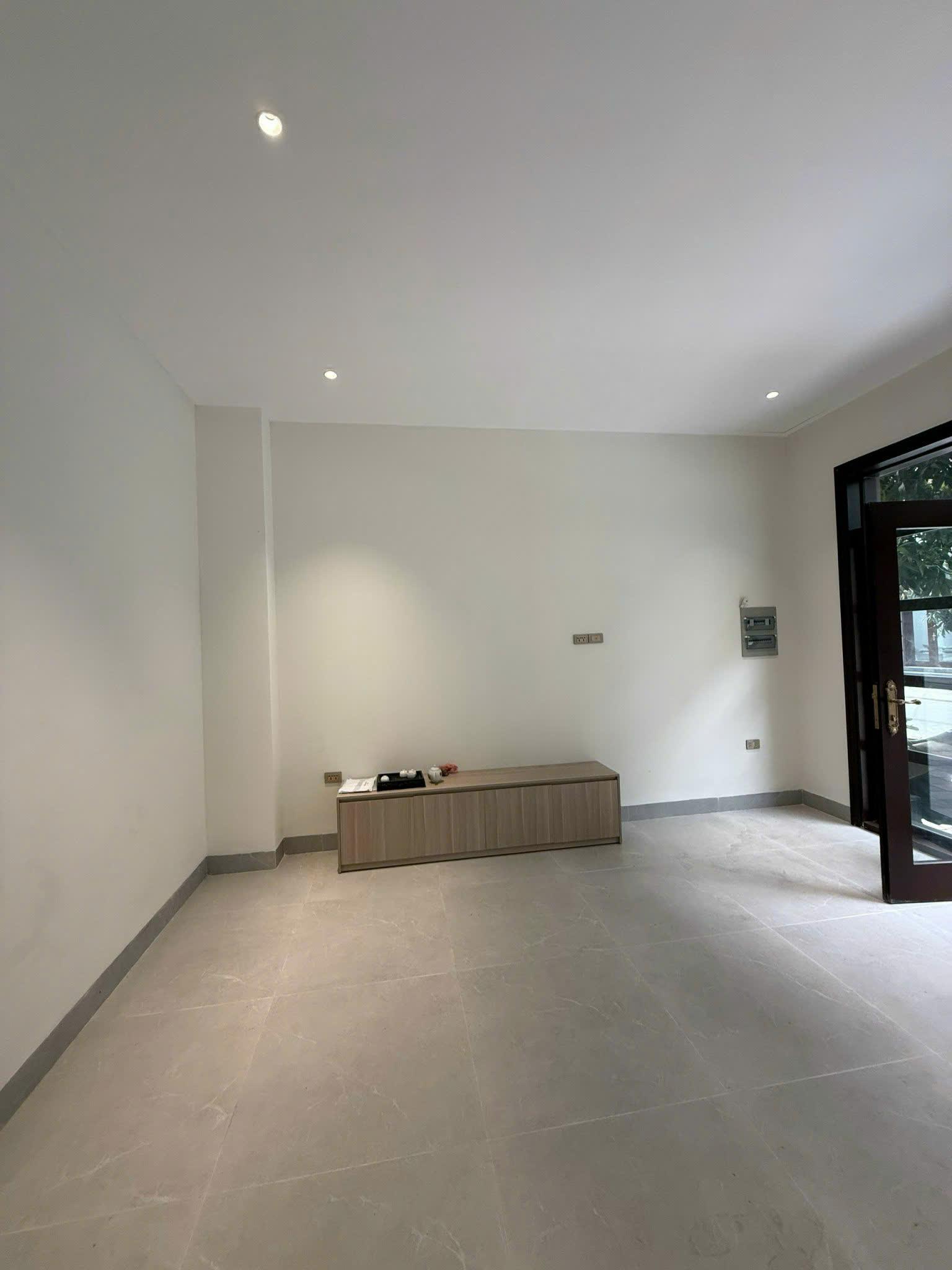 gallery image background