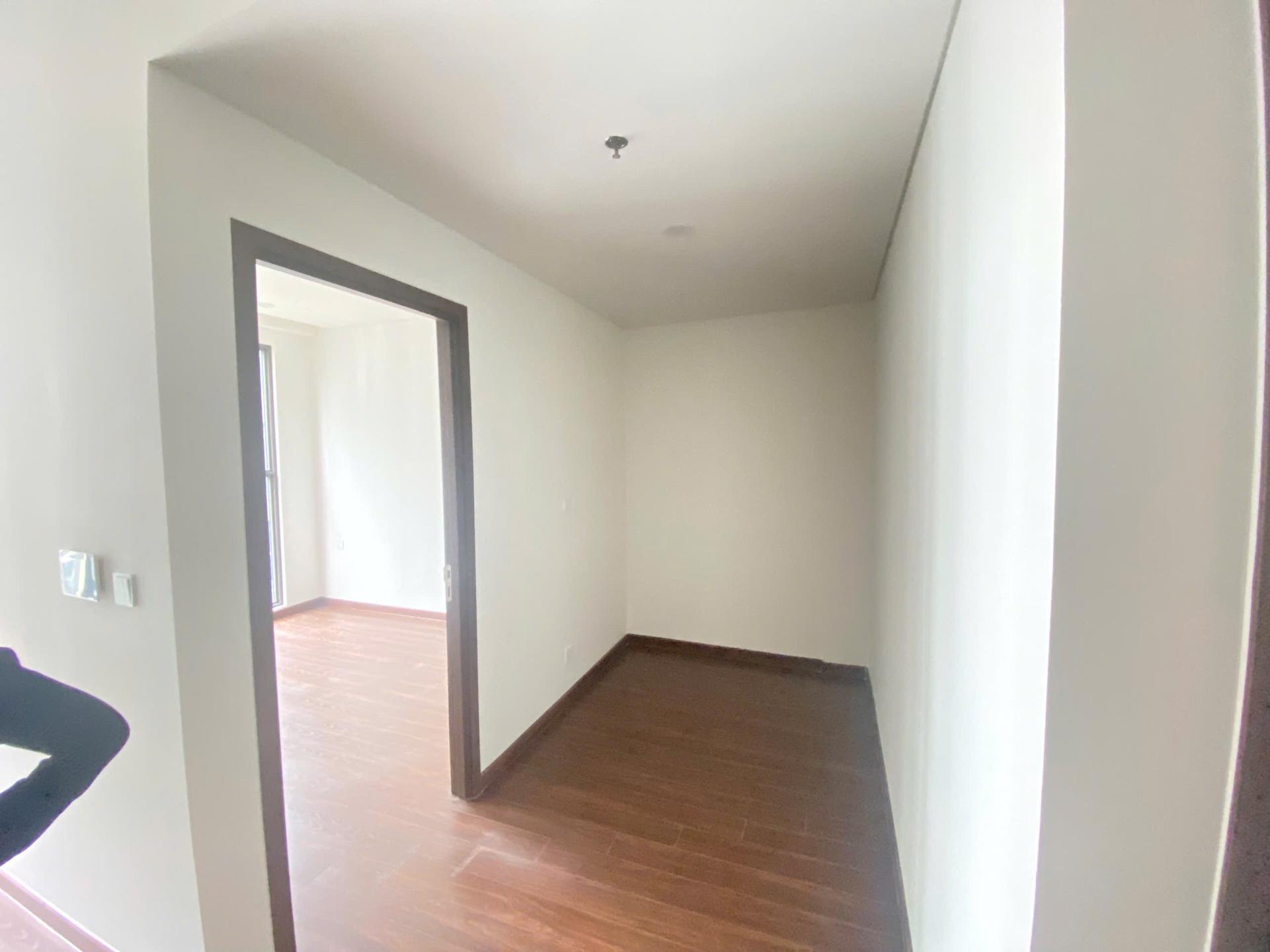 gallery image background