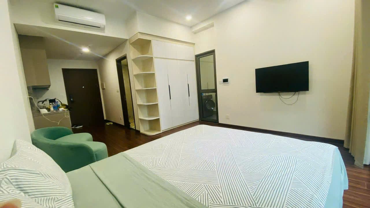 gallery image background
