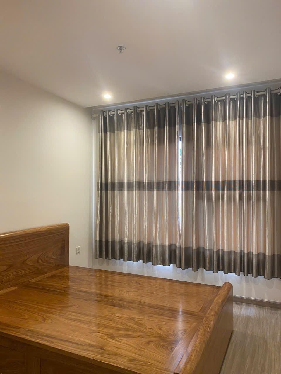 gallery image background