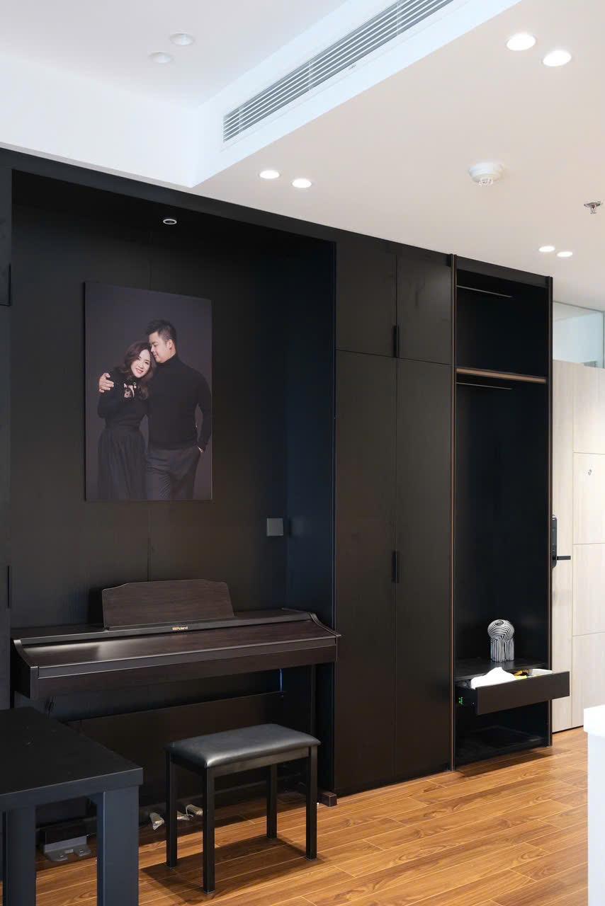 gallery image background