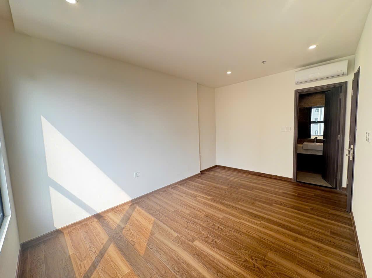 gallery image background