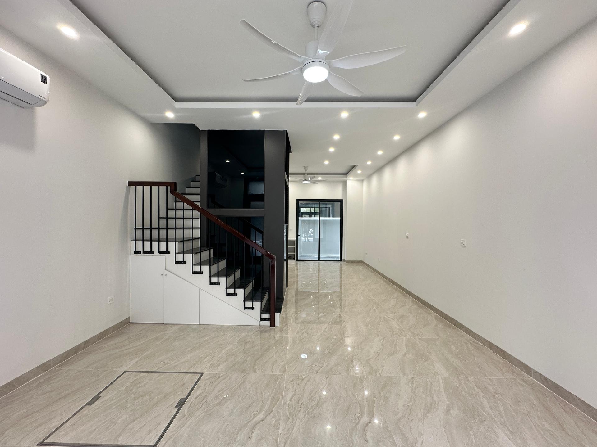 gallery image background
