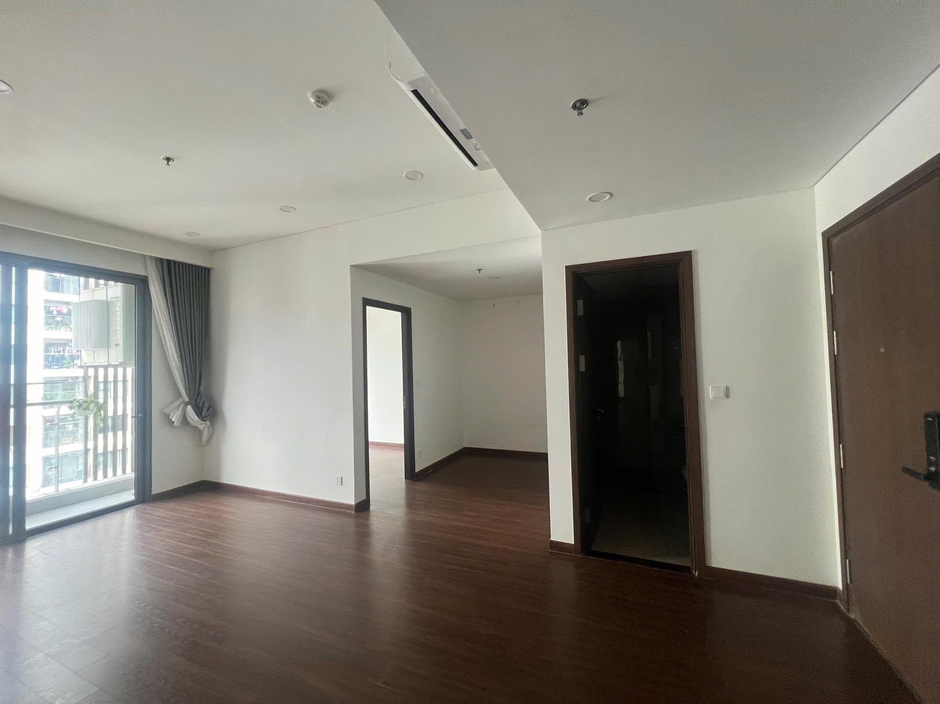 gallery image background
