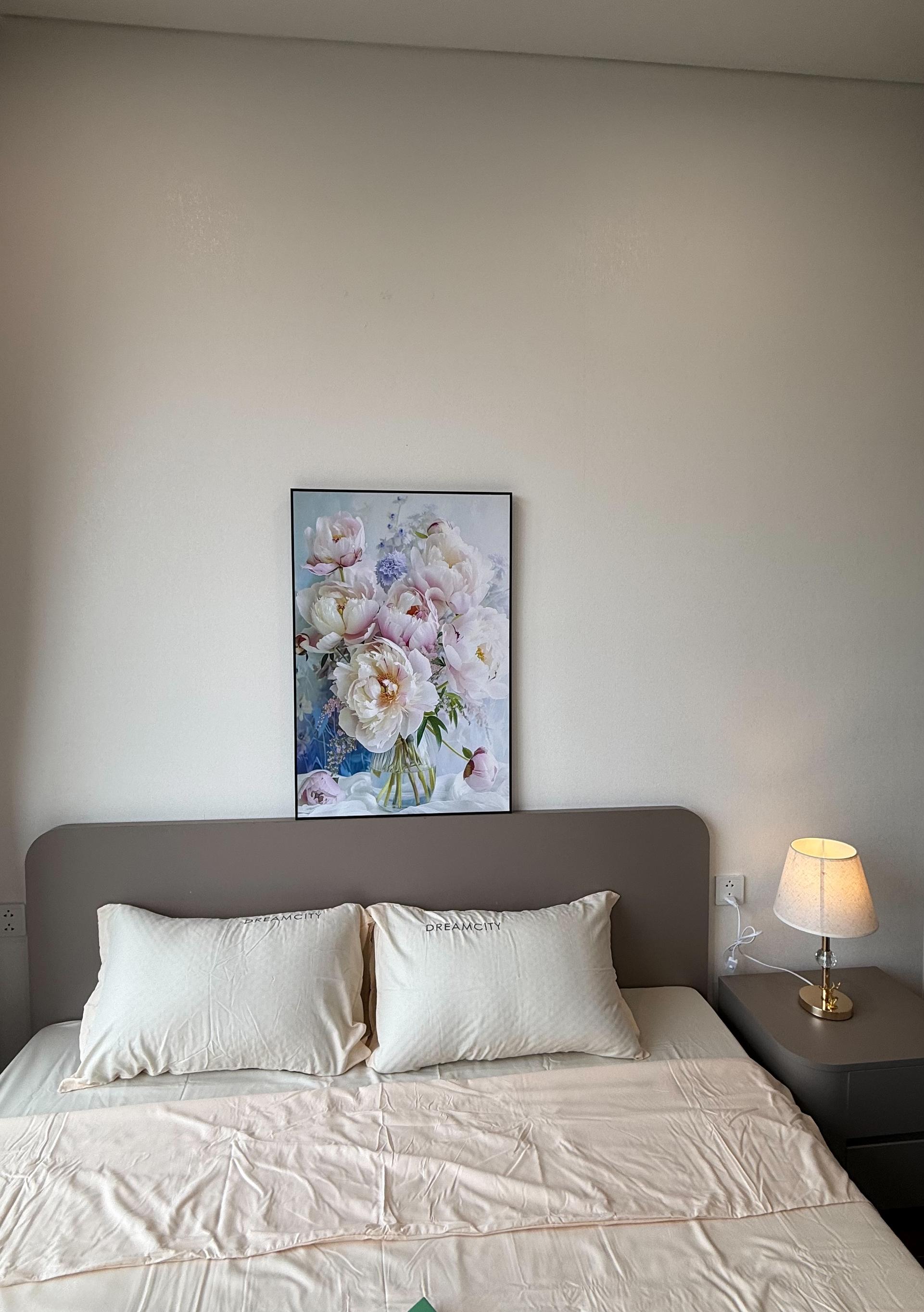 gallery image background