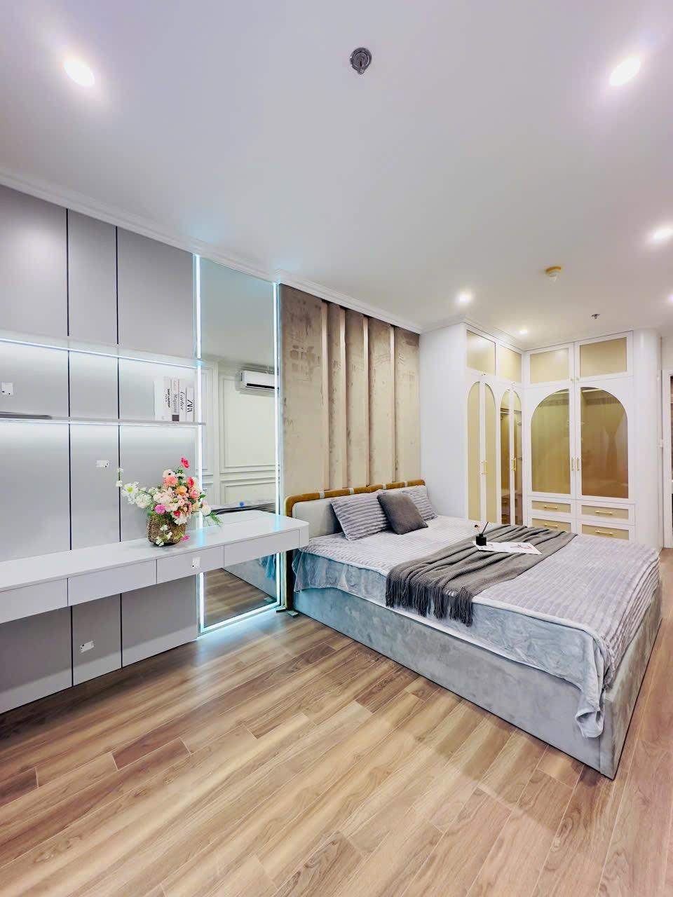 gallery image background