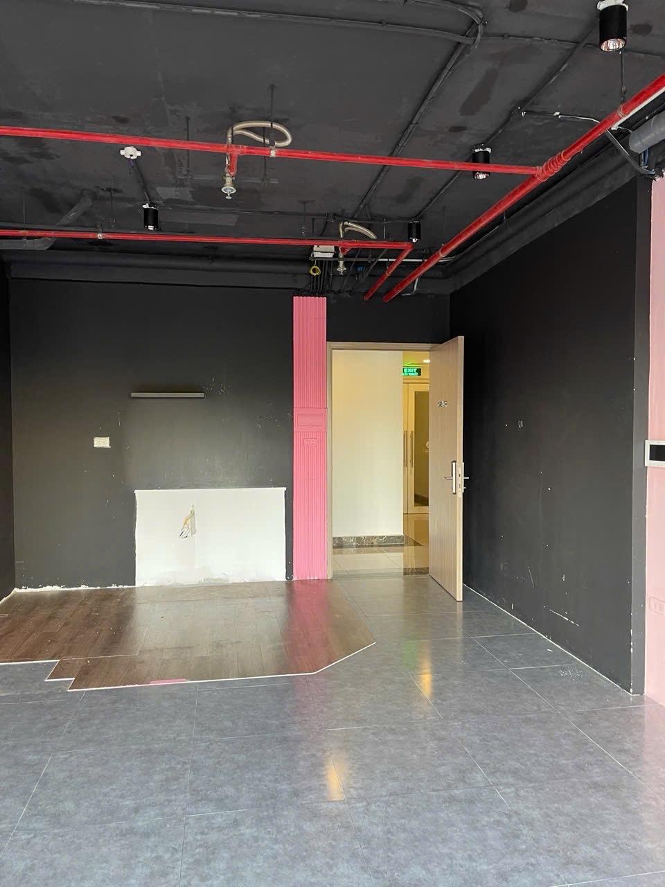 gallery image background