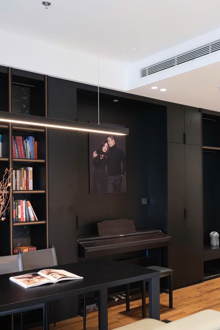 gallery image background