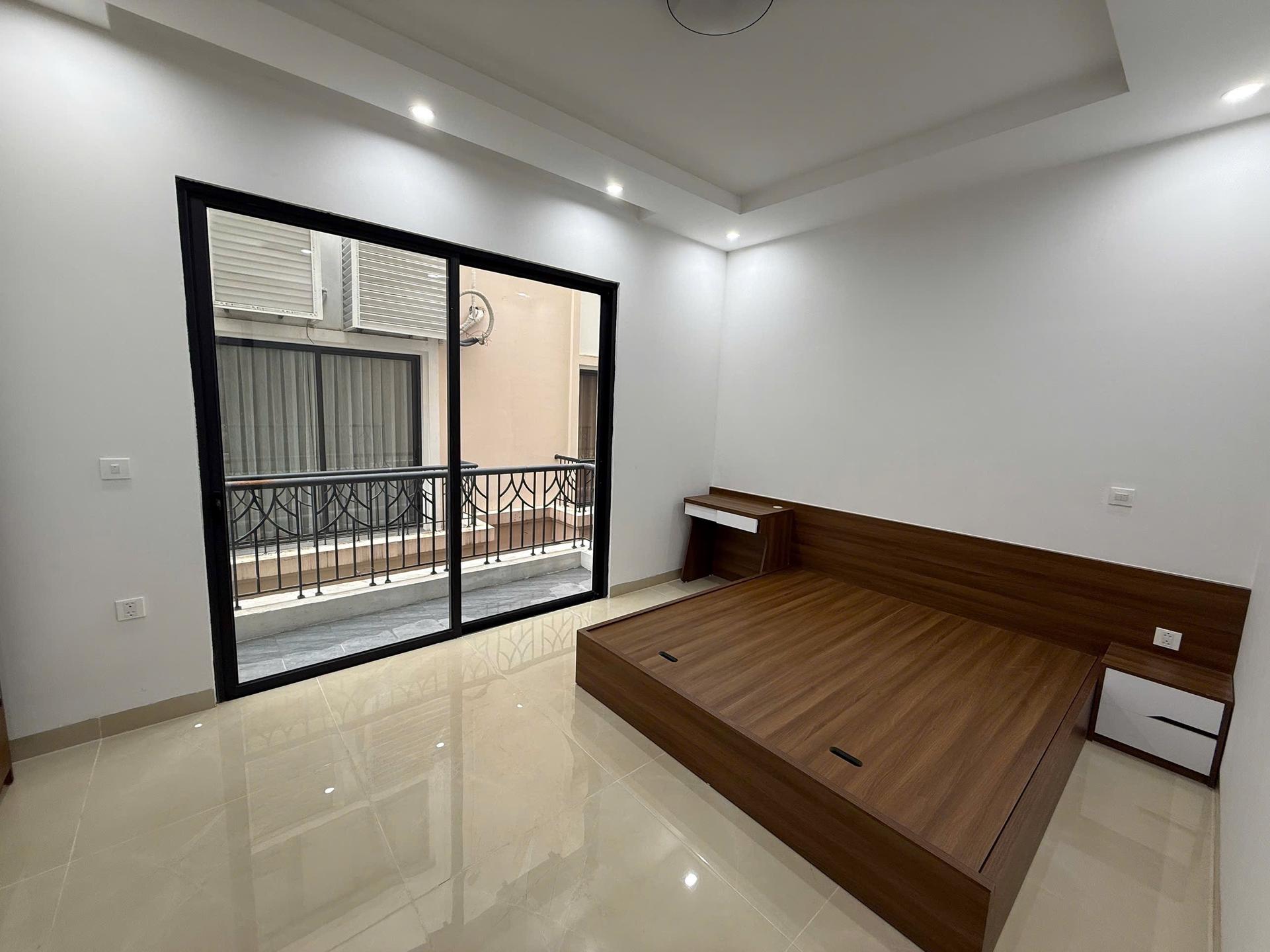 gallery image background