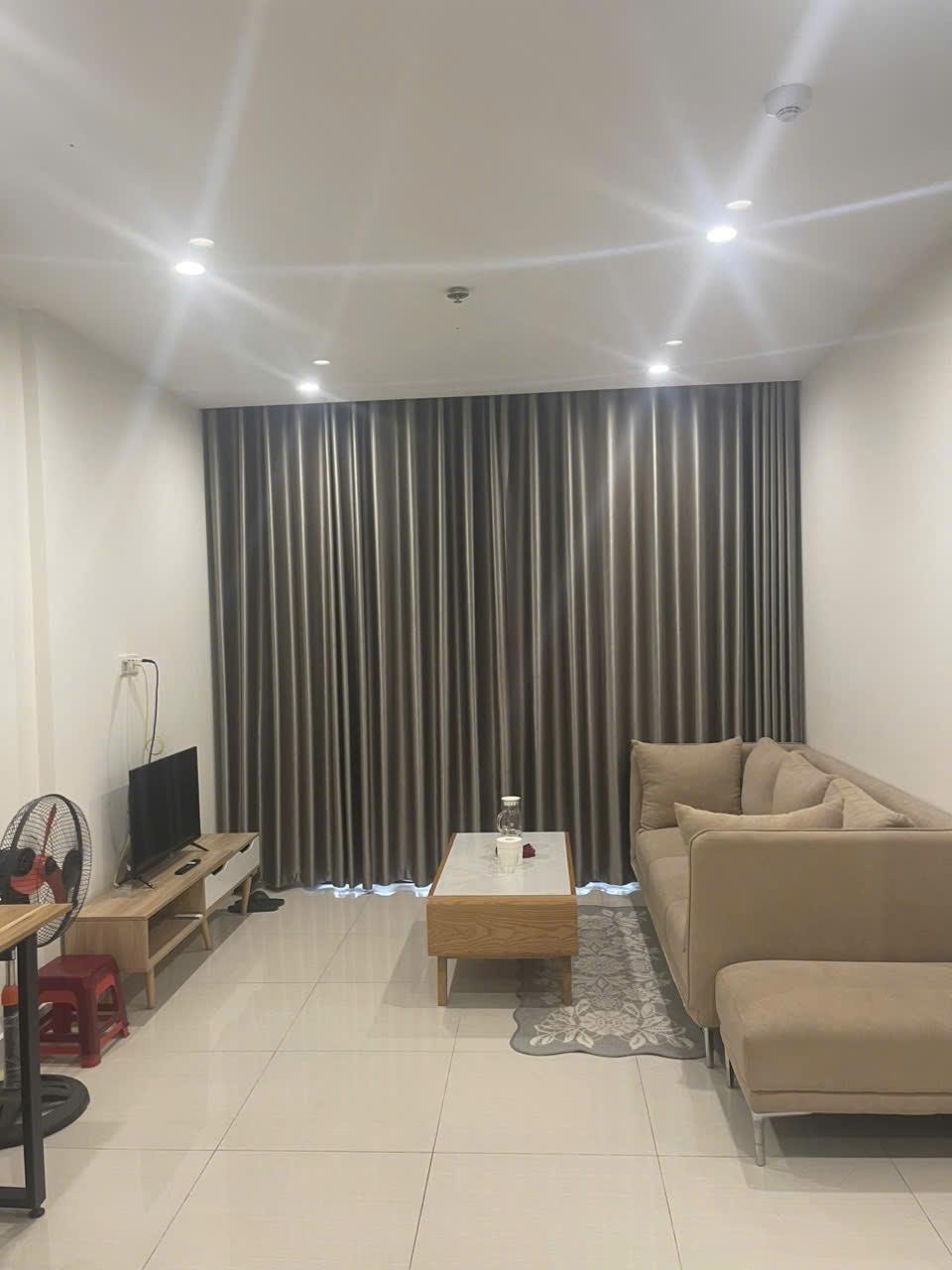 gallery image background