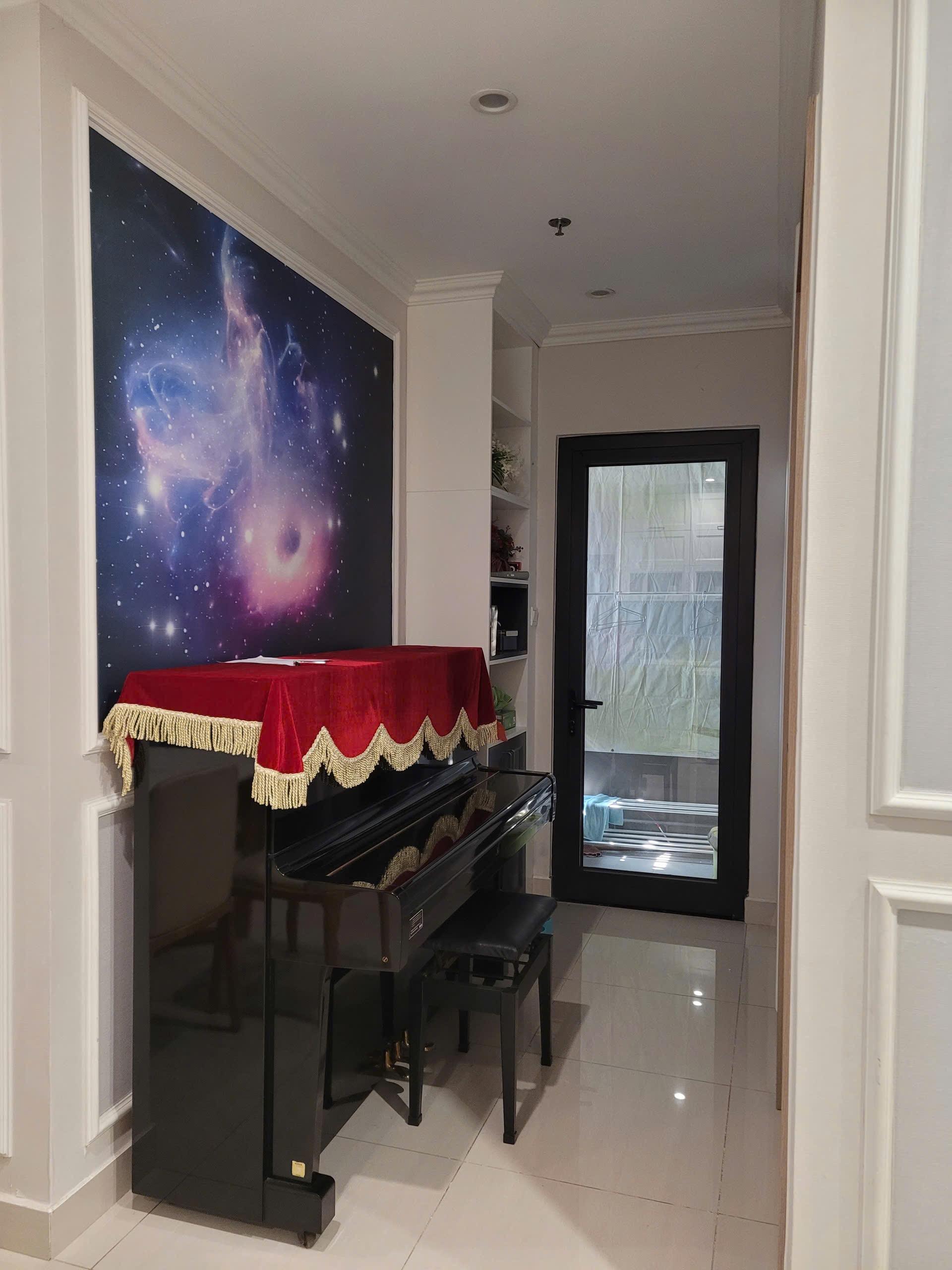 gallery image background