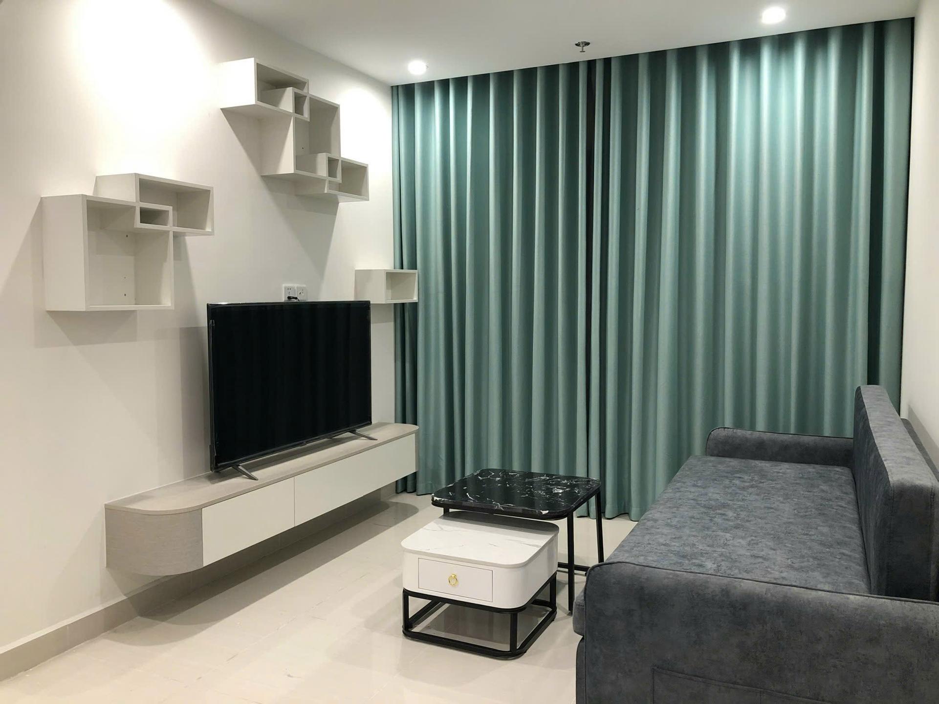 gallery image background