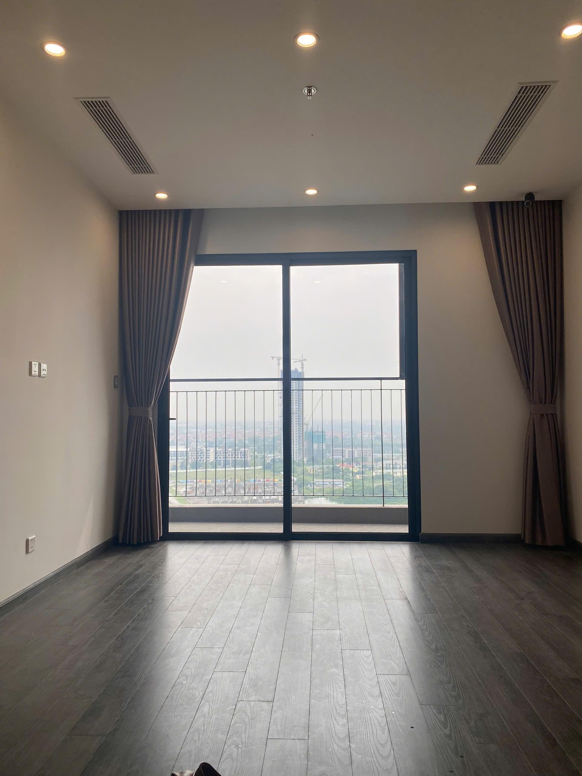 gallery image background