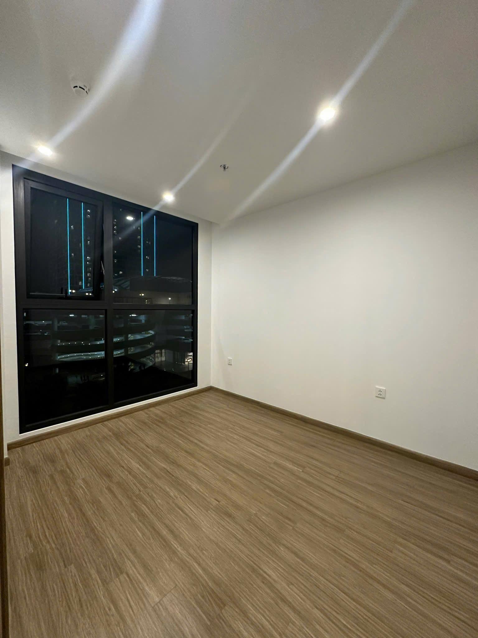 gallery image background