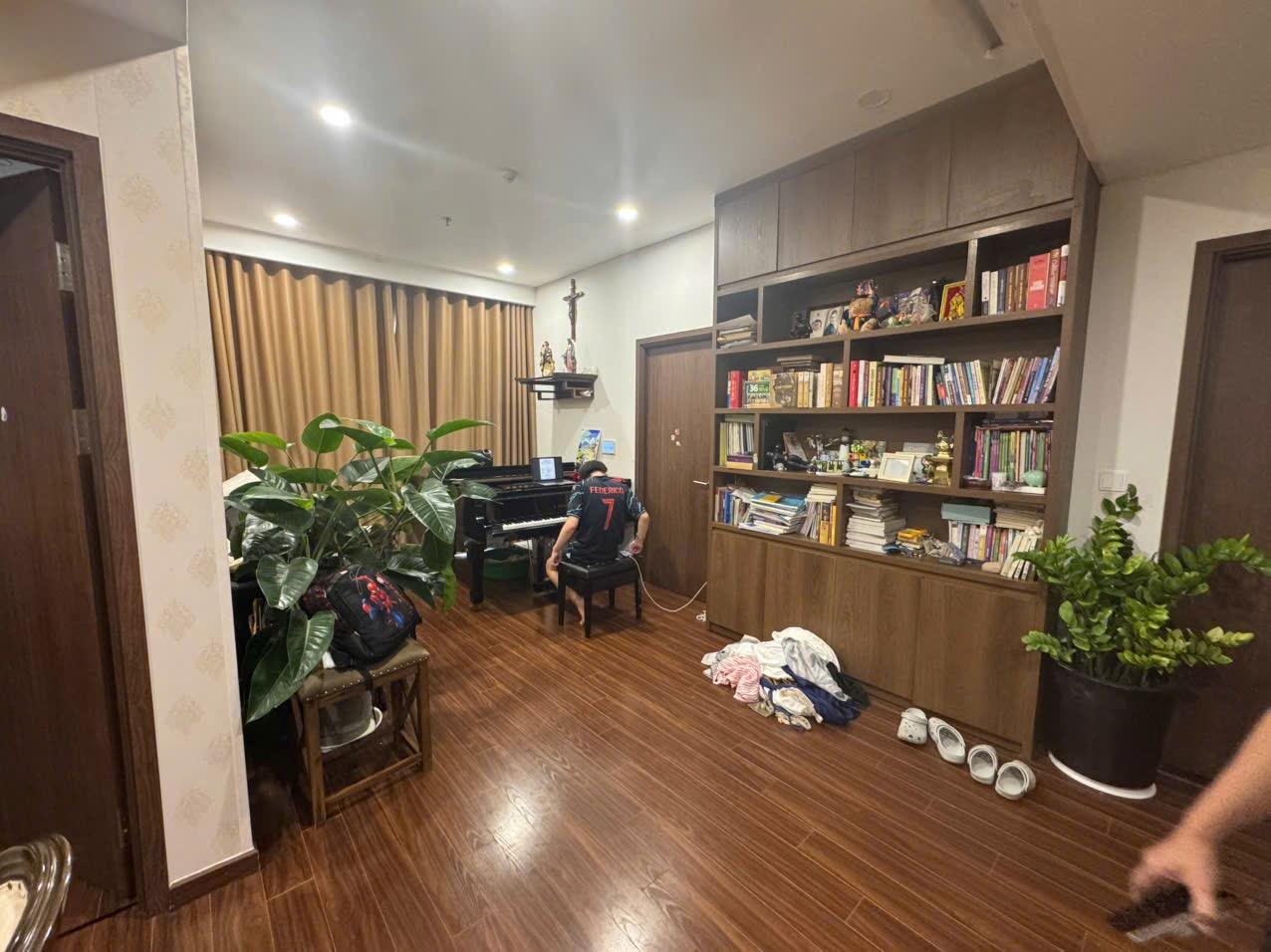 gallery image background