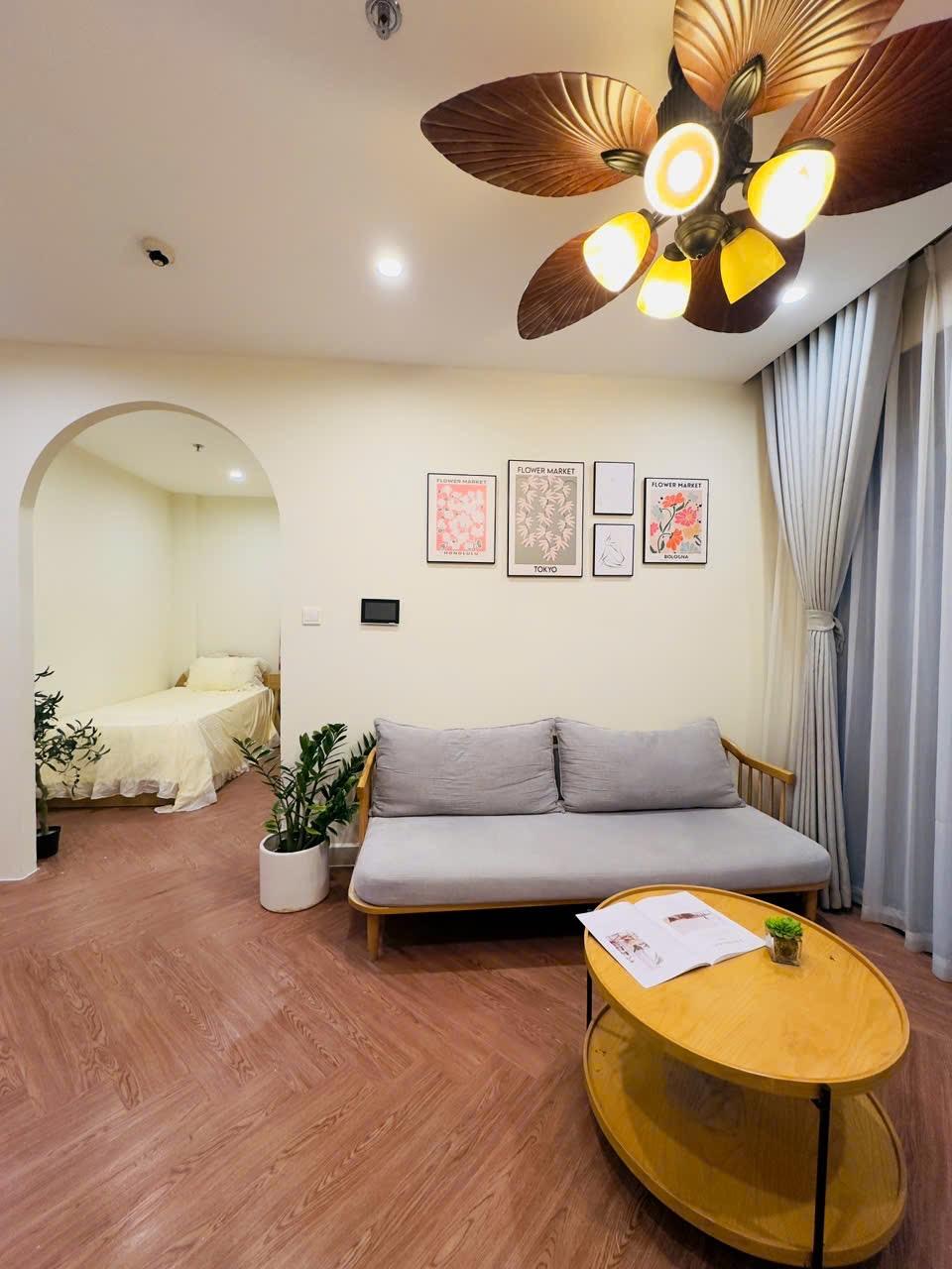 gallery image background