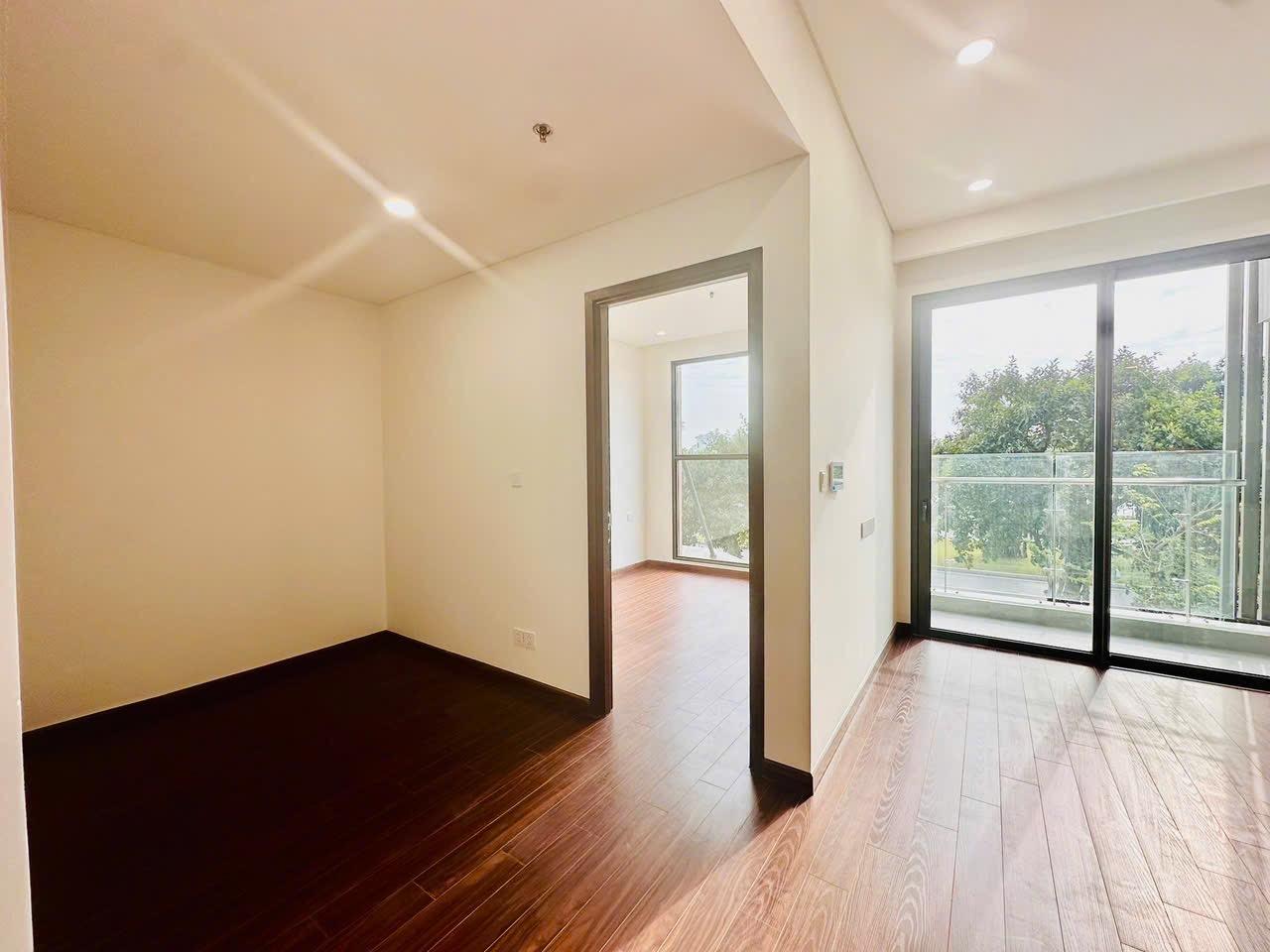 gallery image background