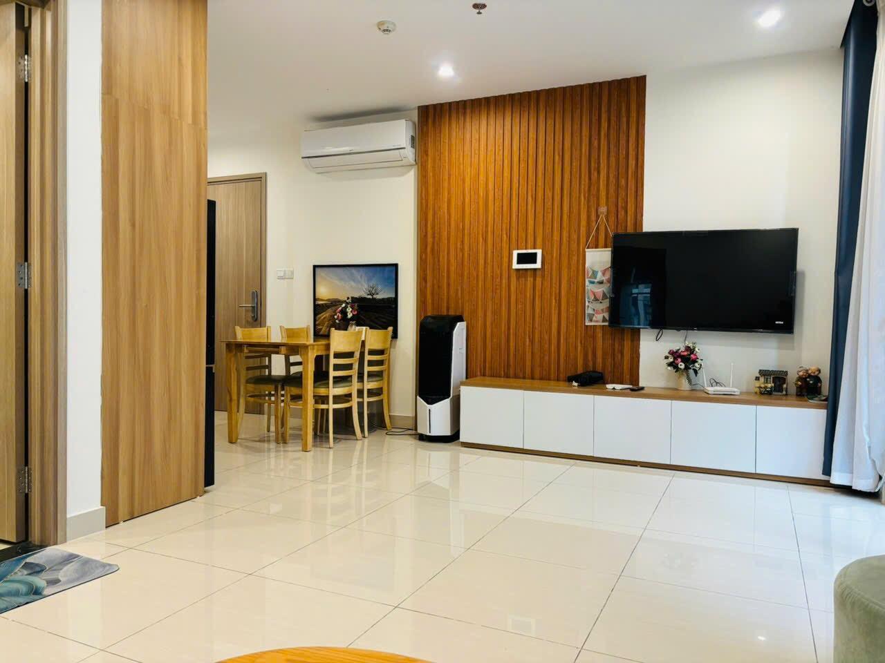 gallery image background