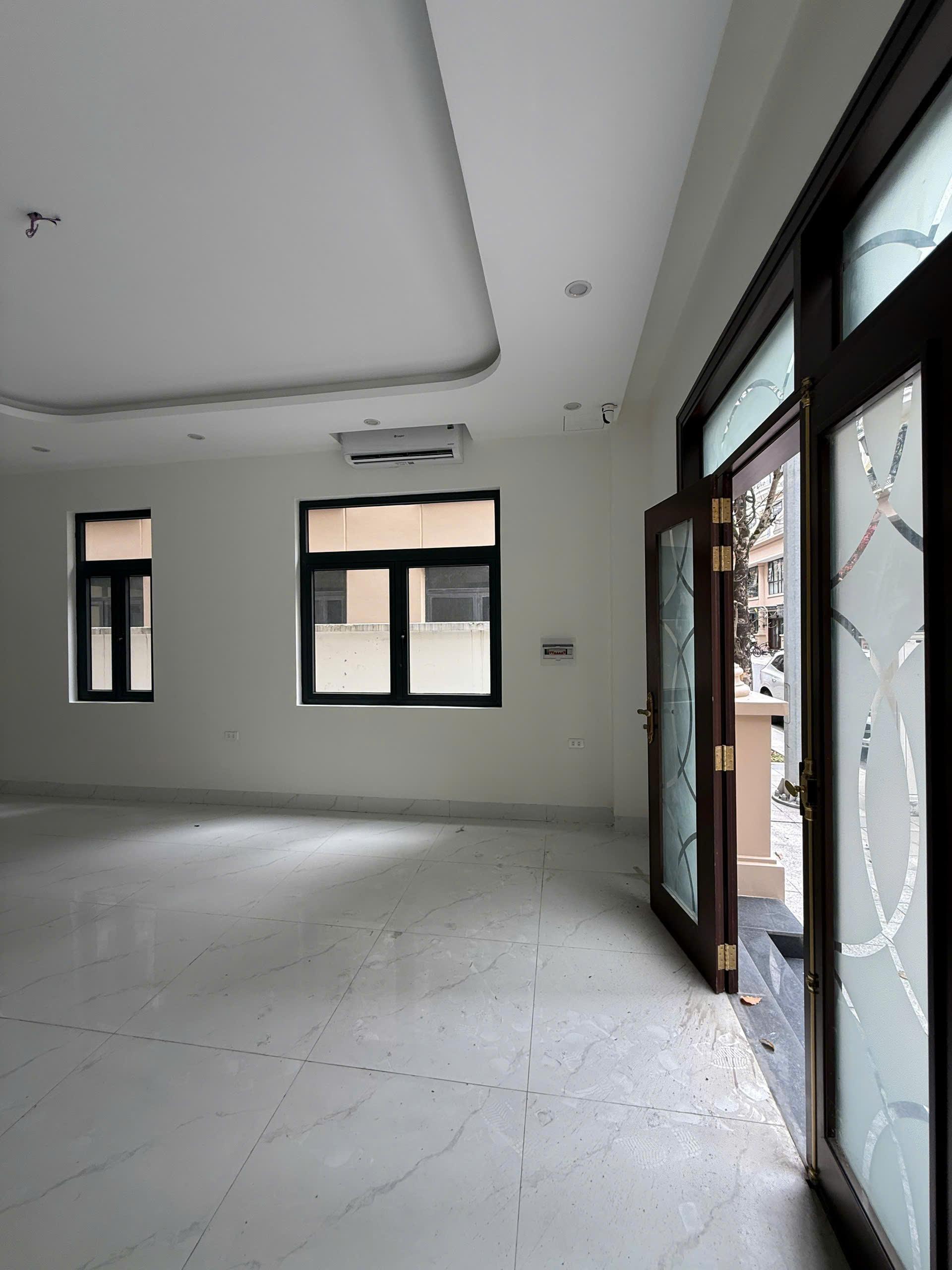 gallery image background