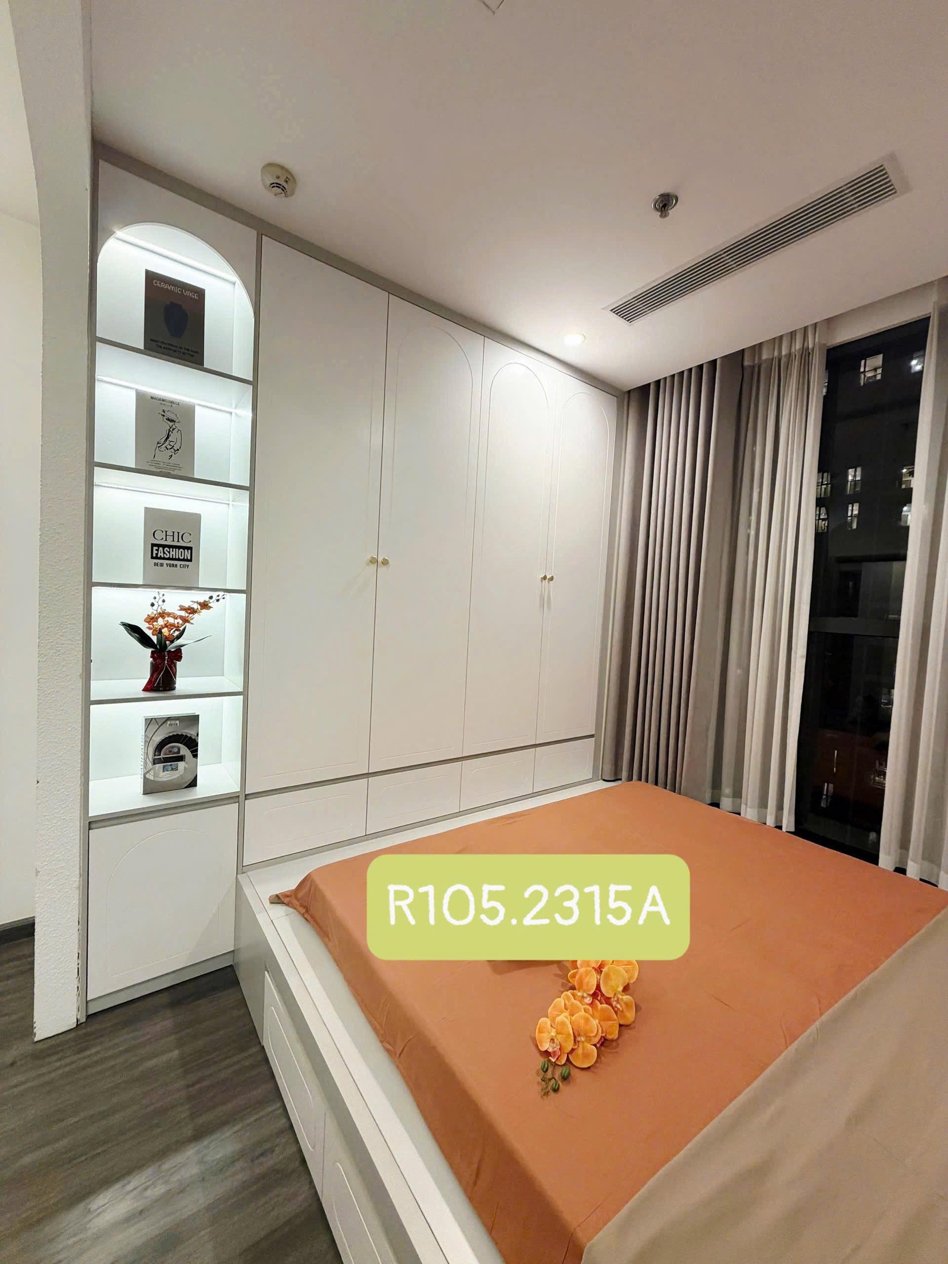 gallery image background