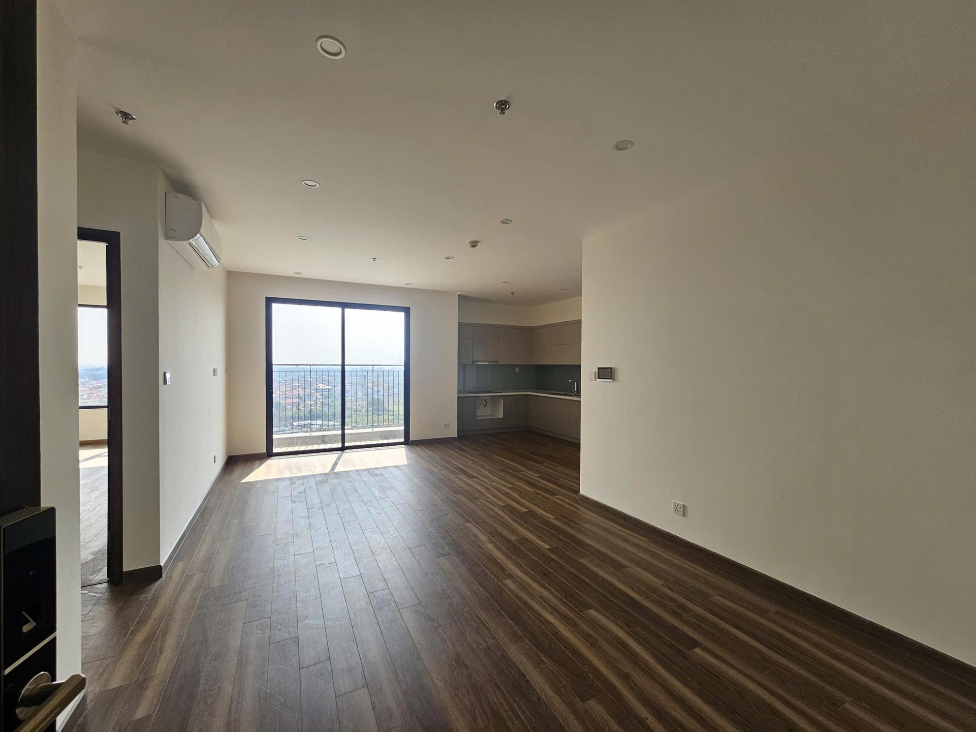 gallery image background