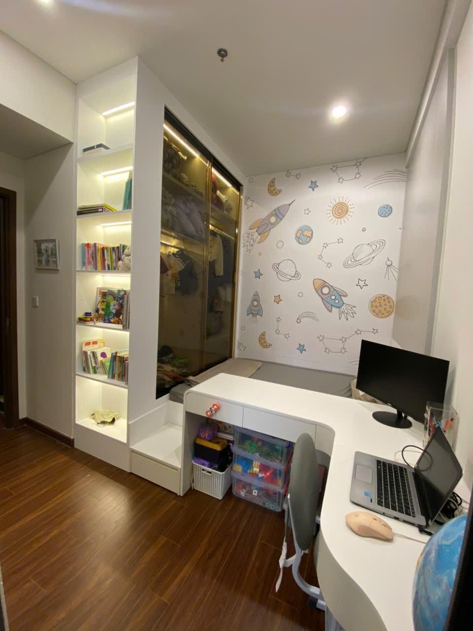 gallery image background