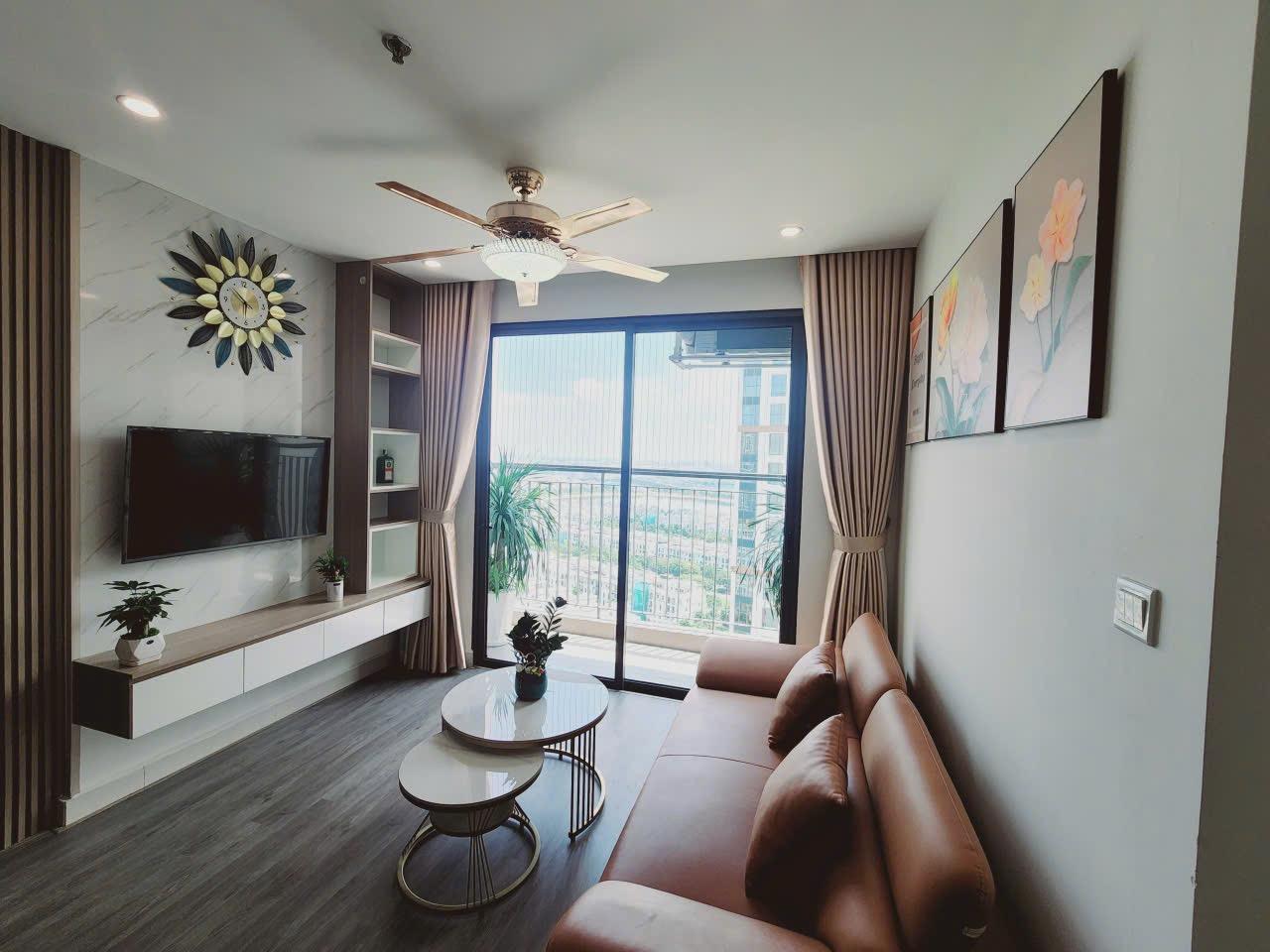 gallery image background