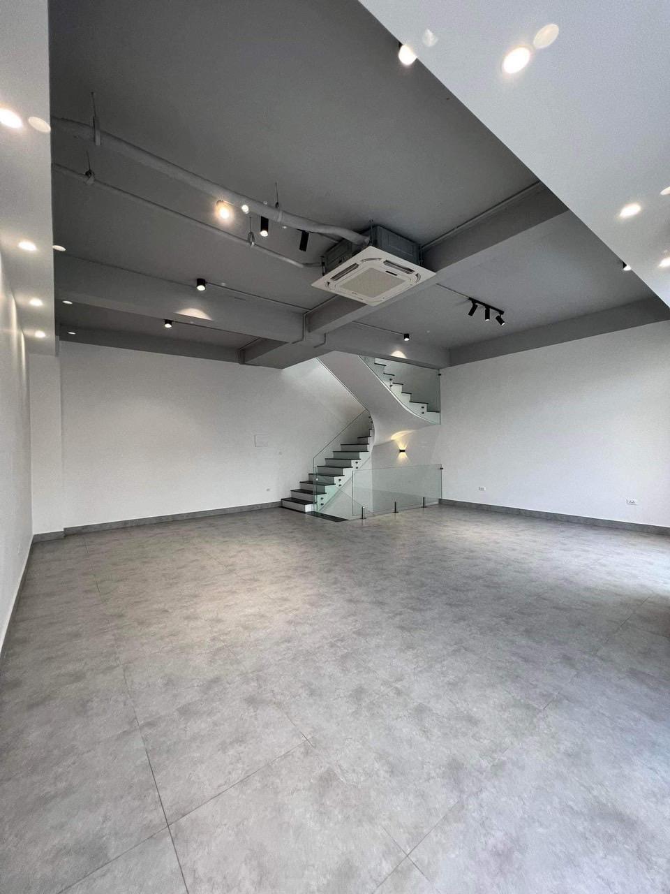 gallery image background