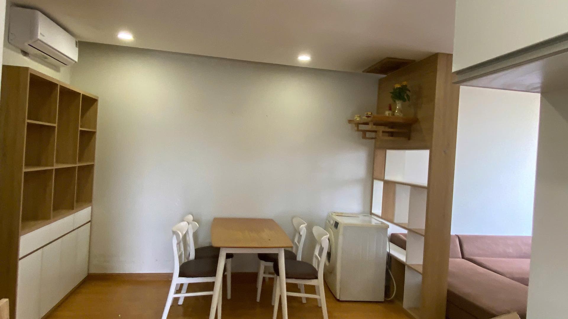 gallery image background