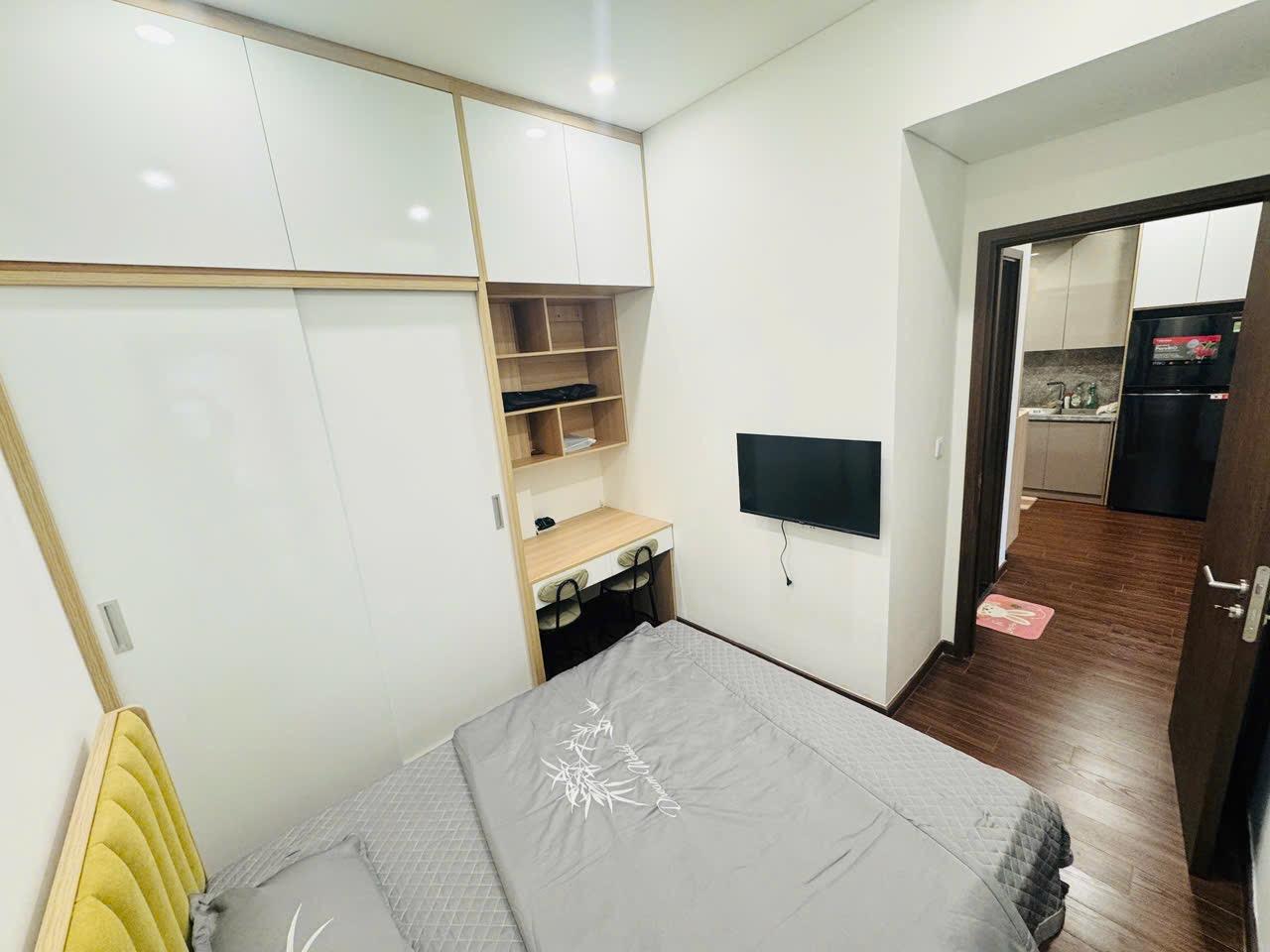 gallery image background